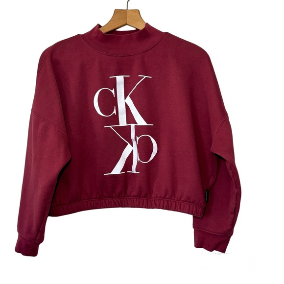 Calvin Klein burgundy crop, mock neck long sleeved sweatshirt. Women’s XL - Picture 1 of 7